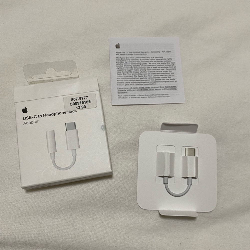 Apple USB-C to Headphone jack